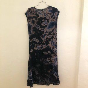 LACAUSA Tie Dye Navy Blue Viscose Chiffon Short Sleeve Midi Dress